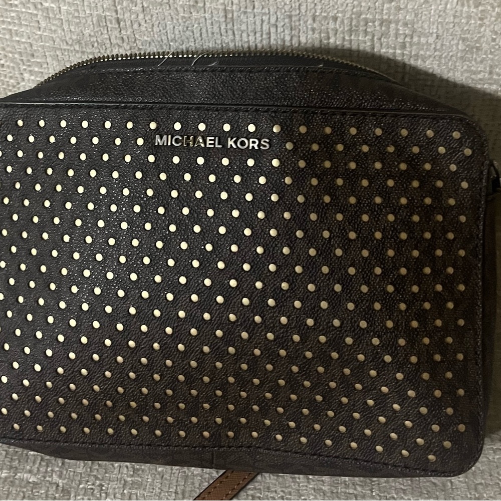 Michael Kors small bag 35$